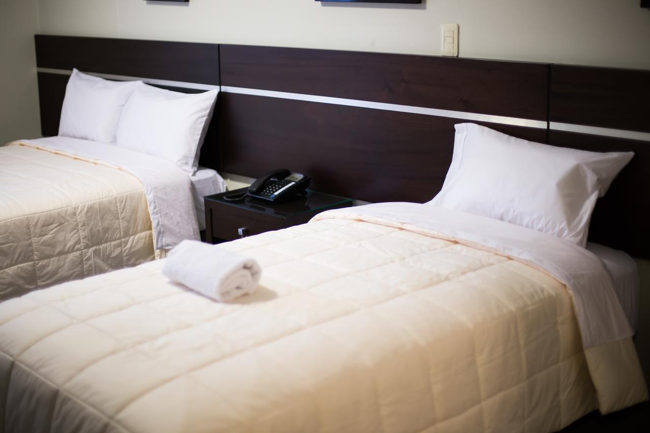 Mariategui Hotel & Suites Lima Extérieur photo